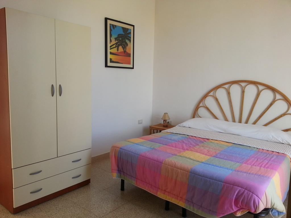 Residence Il Giunco Пресиче Стая снимка