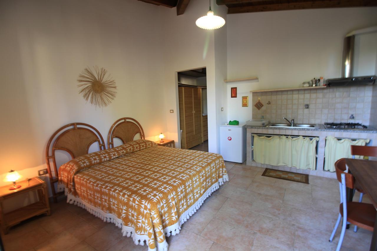 Residence Il Giunco Пресиче Екстериор снимка